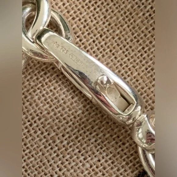 🔥🔥🔥AUTHENTIC Gucci Sterling Silver GG Design Heart Charm Bracelet🔥🔥🔥 - Picture 8 of 15